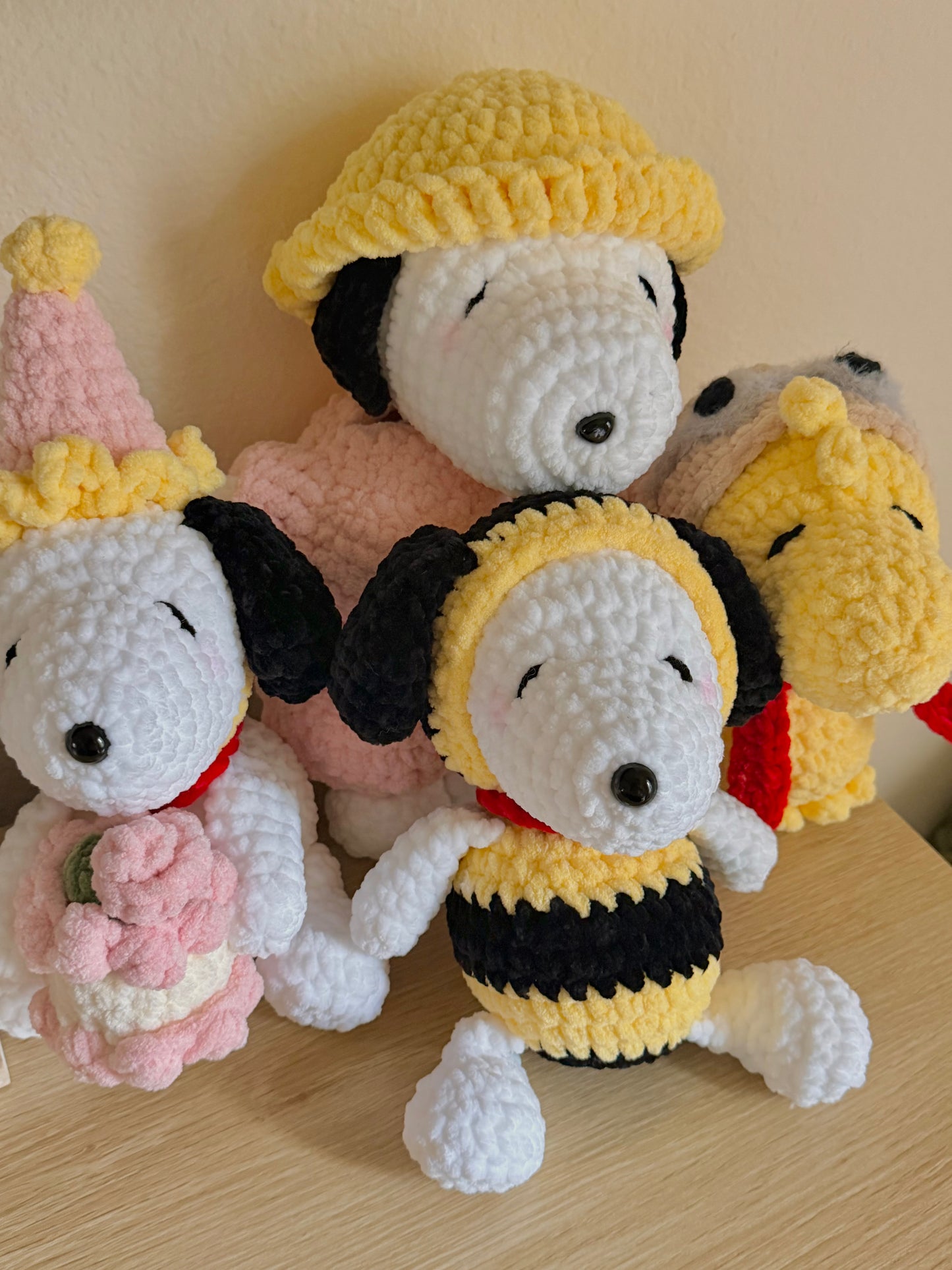 Puffer Snoopy Plushie