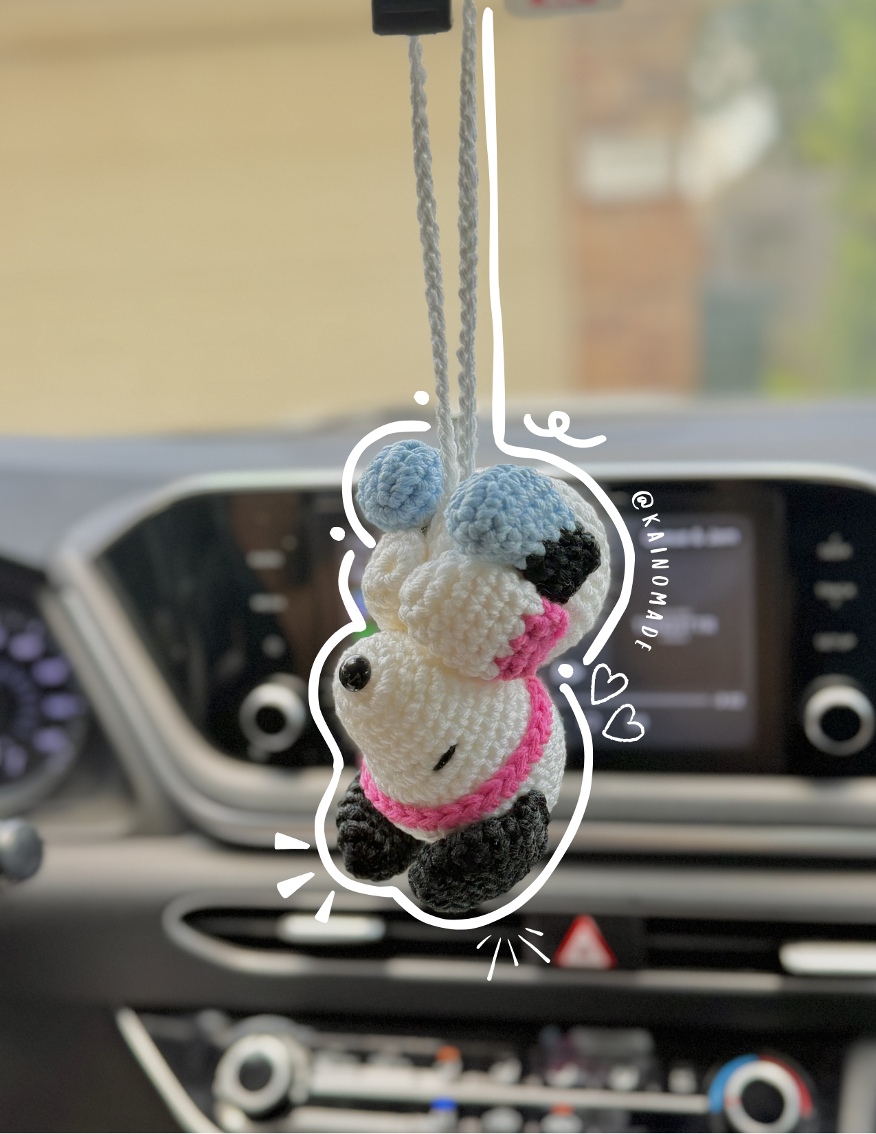 Gwen Stacy Snoopy car hanging