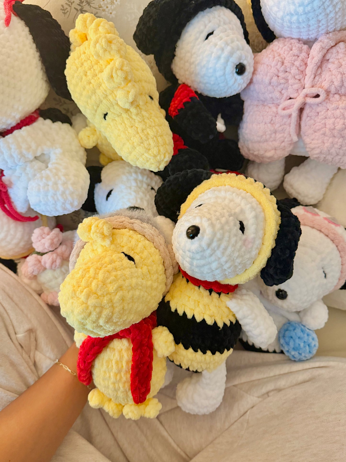 Bumblebee Snoopy Plushie