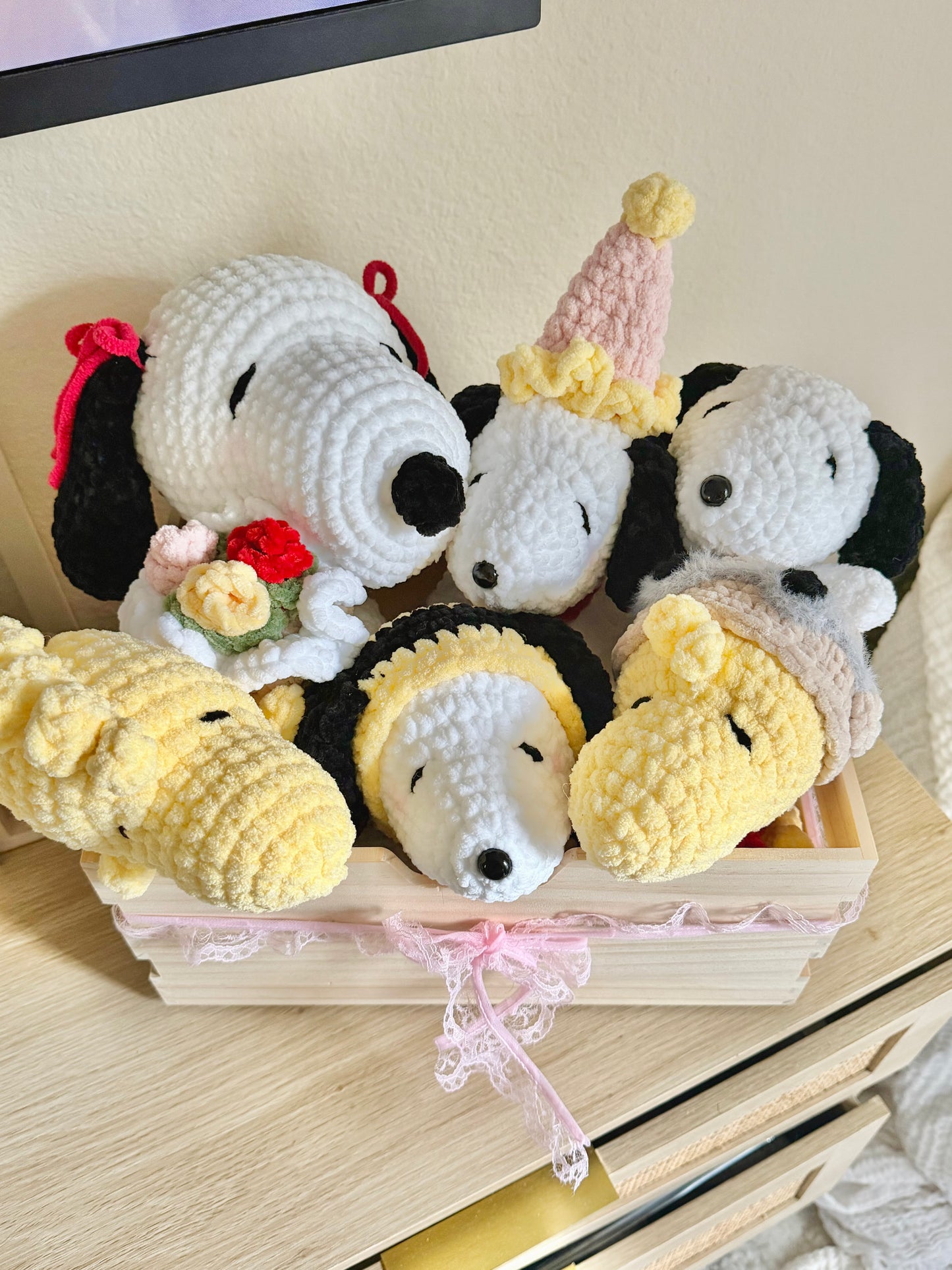 Bumblebee Snoopy Plushie